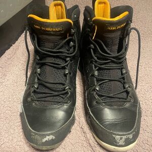 Jordan Air 9 Retro Black and Citrus Sneakers